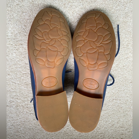 Kork-Ease Tillery Oxford Women's Cap Toe Shoe, Navy Blue leather - Picture 2 of 6